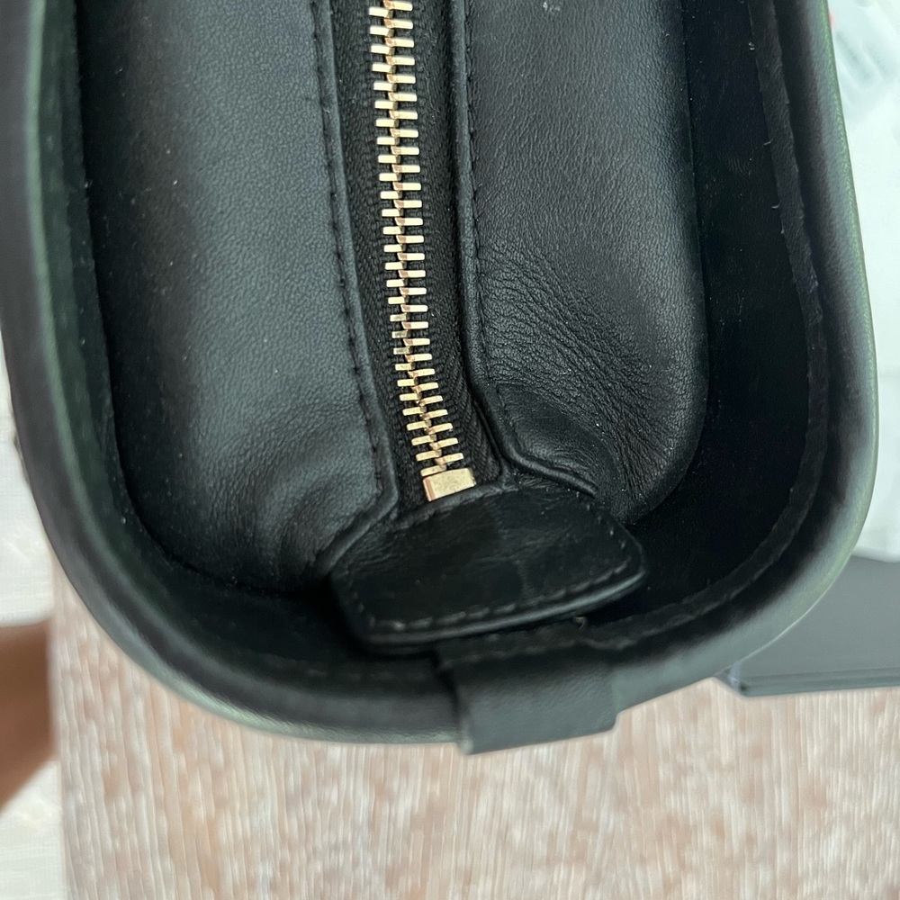 Chanel 18 C Gabrielle Bag in Python - Picture 5 of 14